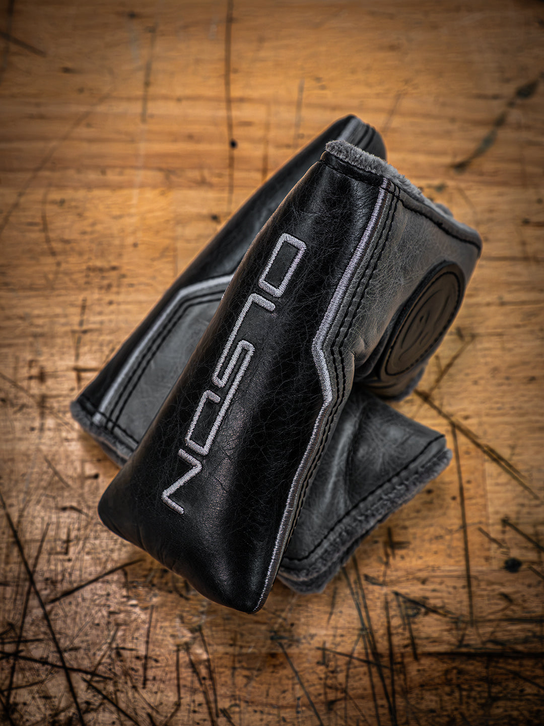 Blade Headcover - Black & Grey