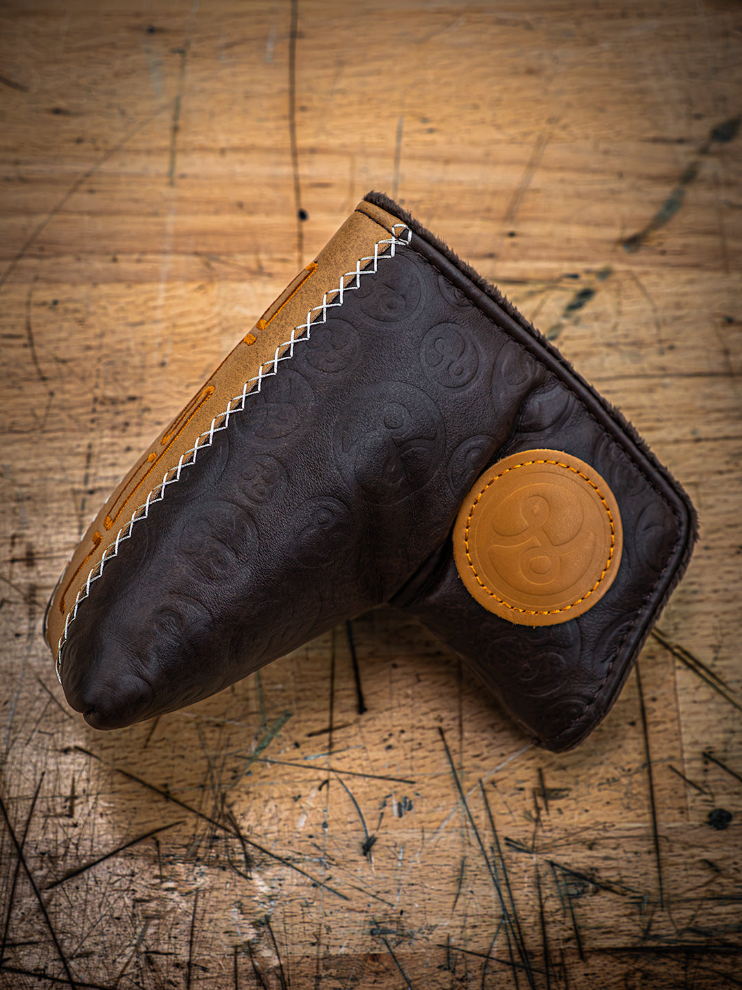 Blade Headcover - Brown & Tan