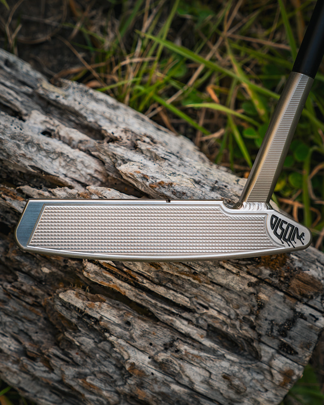 1 of 1 Bespoke 1.0-R Flow Neck