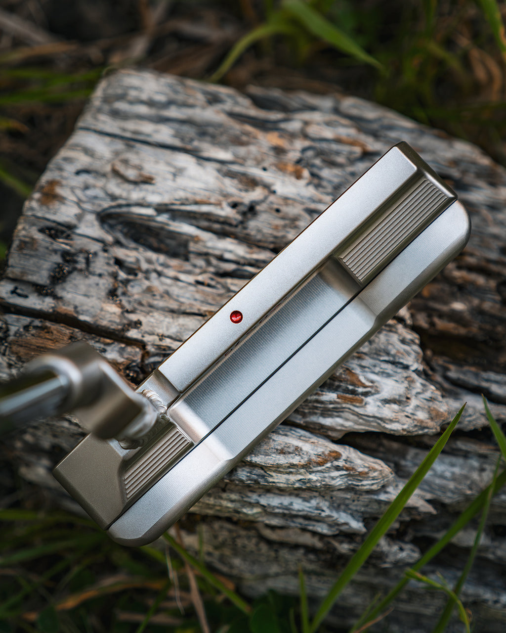 1 of 1 Bespoke 1.0-R Twist Neck